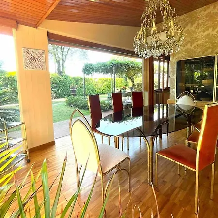 Carlofelice With Swimming Pool, Air Conditioning, Wifi