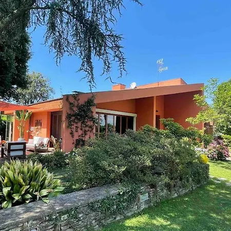 Carlofelice With Swimming Pool, Air Conditioning, Wifi Capannori