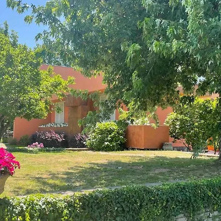 Carlofelice With Swimming Pool, Air Conditioning, Wifi Capannori